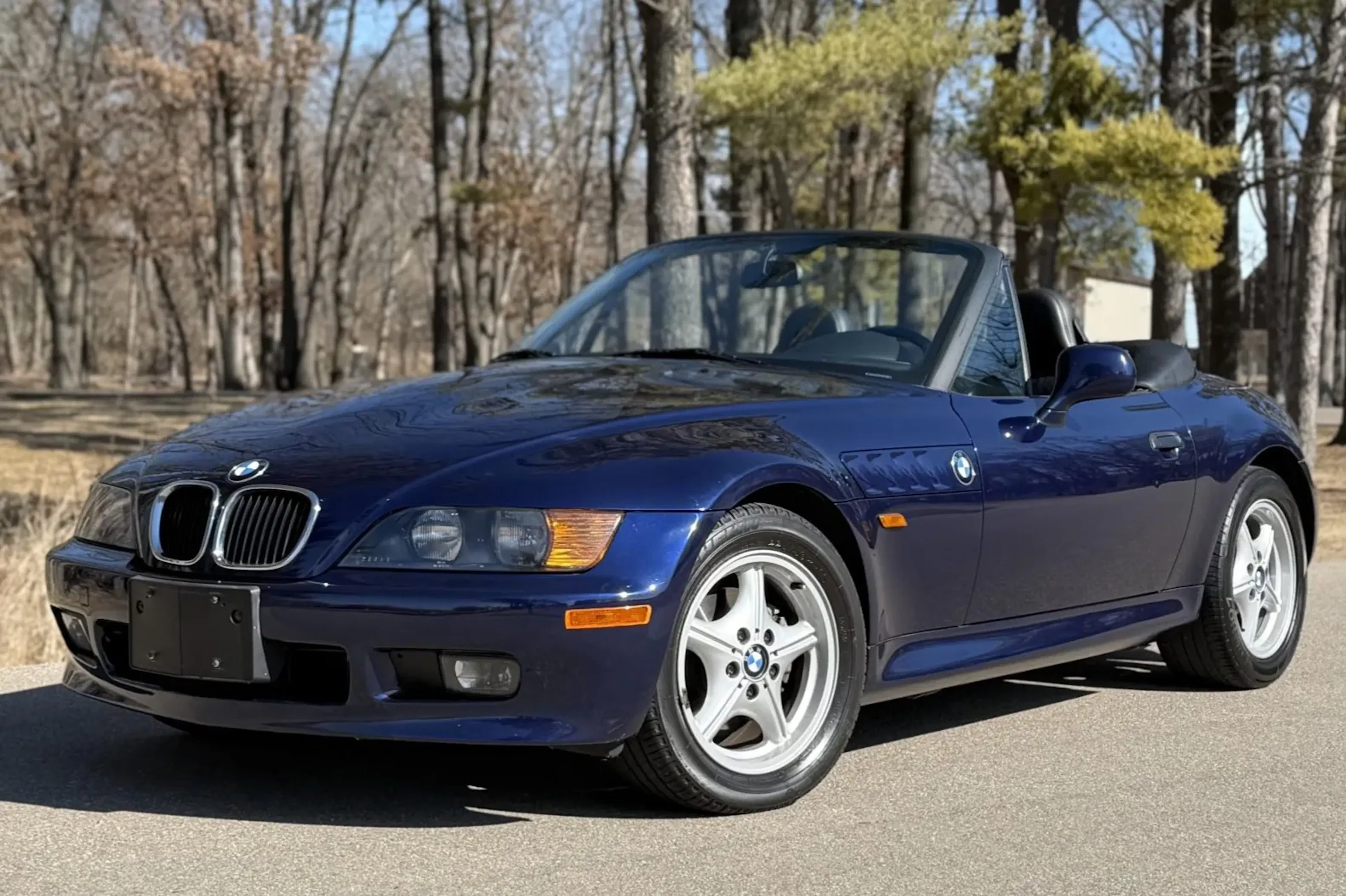 1996 BMW Z3 VIN 4USCH7322TLB73806 | Hagerty Valuation Tools®